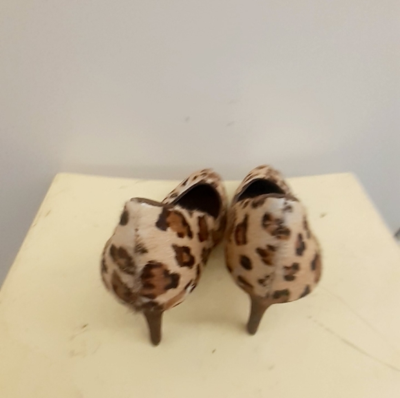 RALPH LAUREN LEOPARD PONY FUR PUMPS HEELS 8.5 - Picture 6 of 7